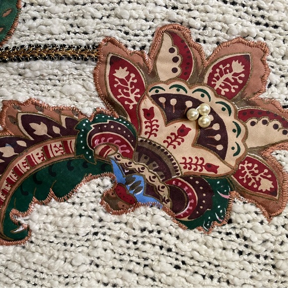 Retro Vintage Cleo Decal Sweater - Picture 5 of 5